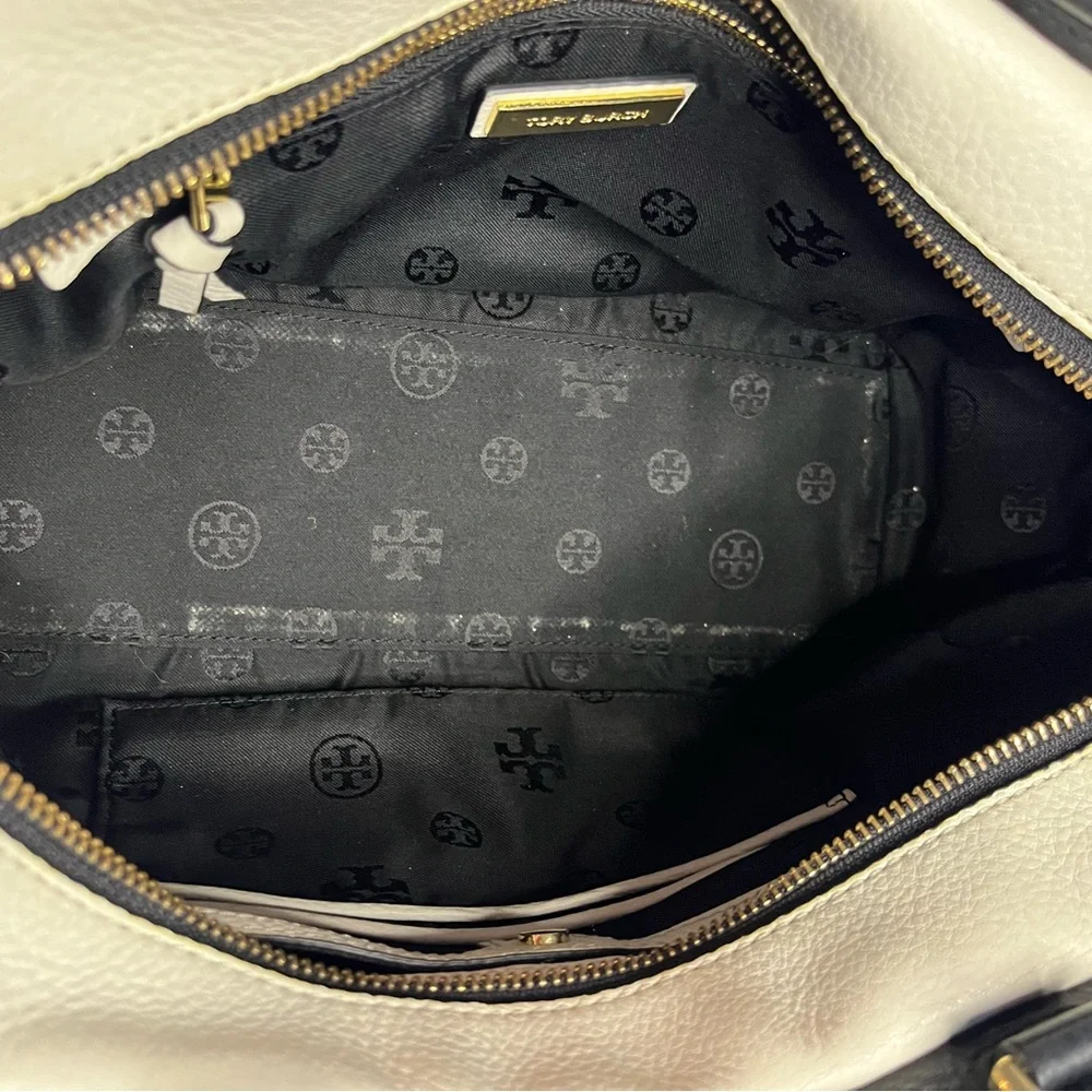 👜 😍Tory  Burch black and white Leather satchel